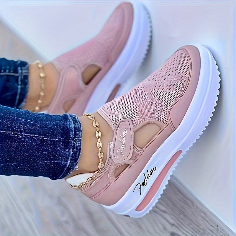 Ademende instap-On-sneaker met stevige pasvorm