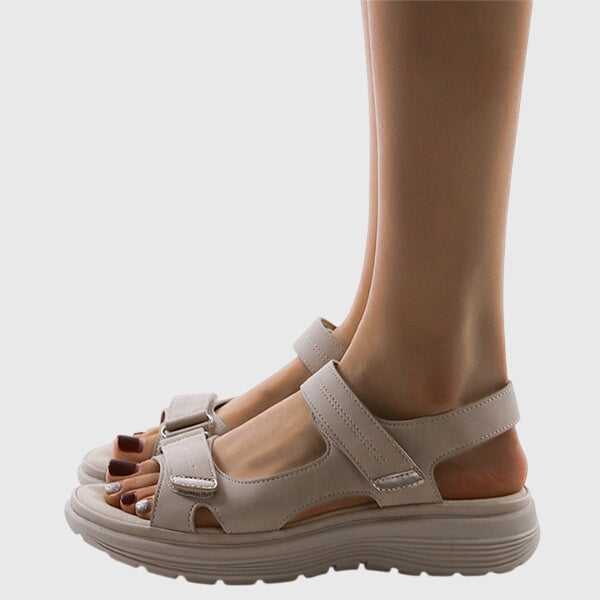 Calline - Sandalen met verstelbare bandjes