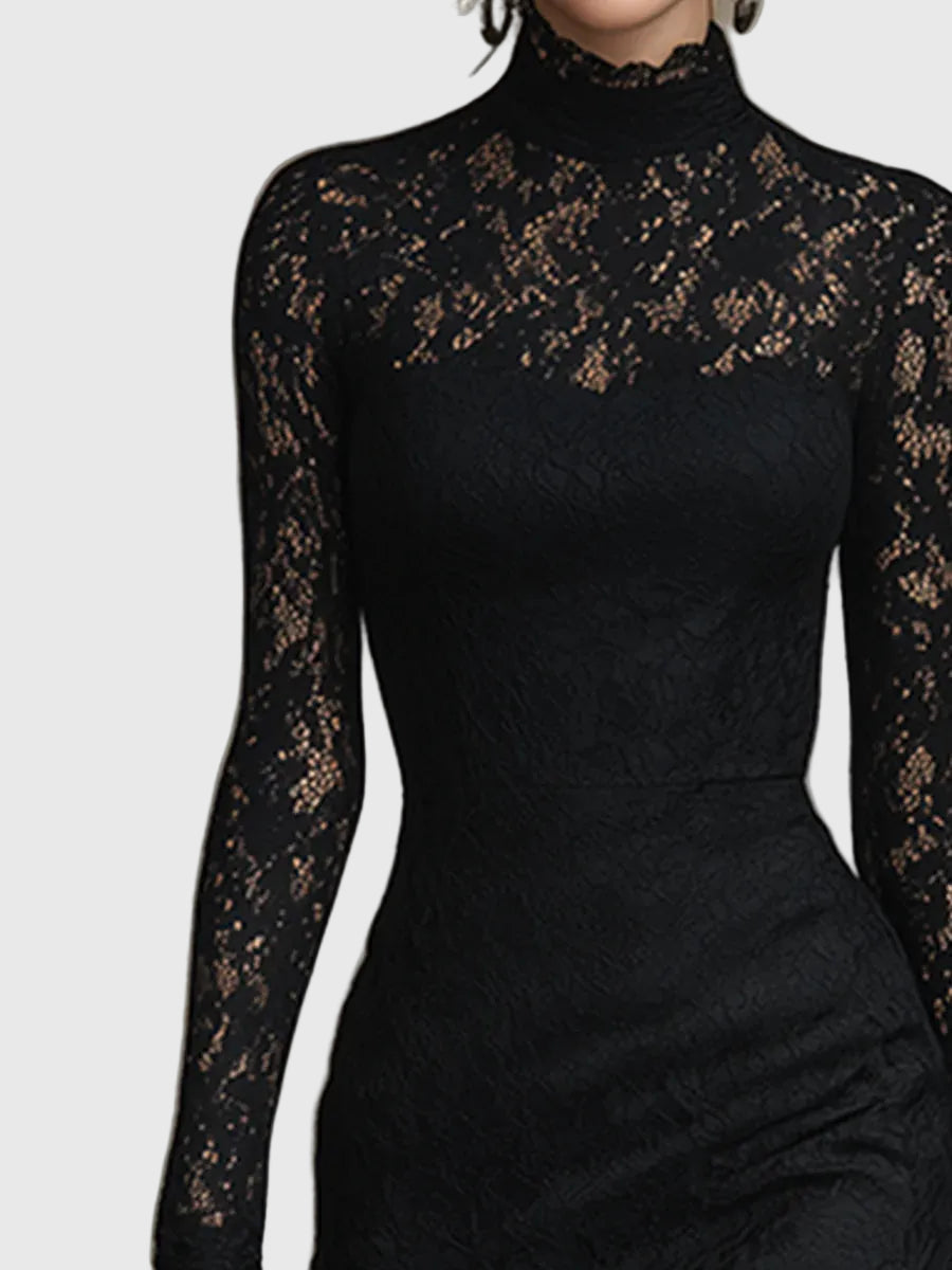 Monica | Elegante maxijurk met uitlopende kanten rok