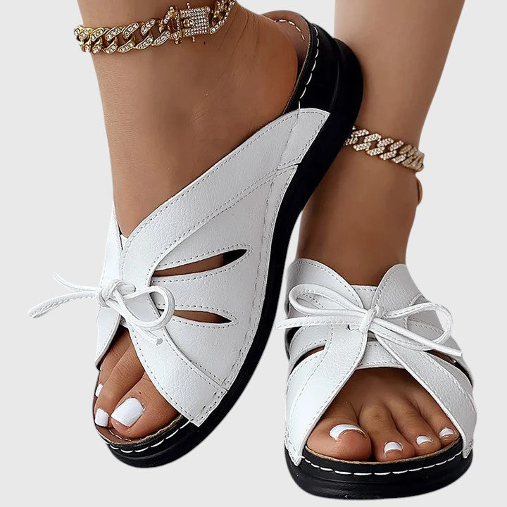 Darcy - Chique instapper sandalen met bandje