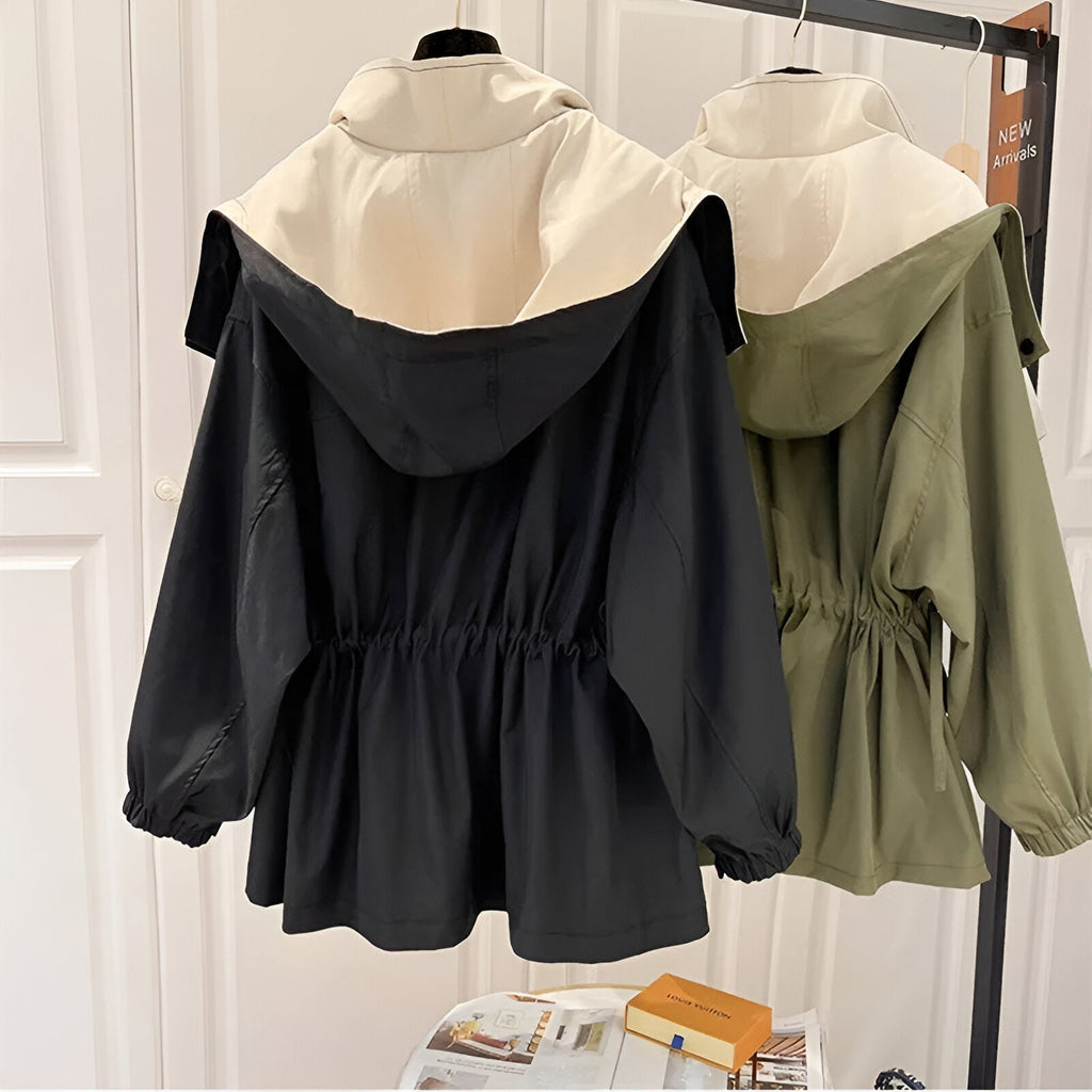 Alvienne – Elegant jack met weerbescherming en windbescherming