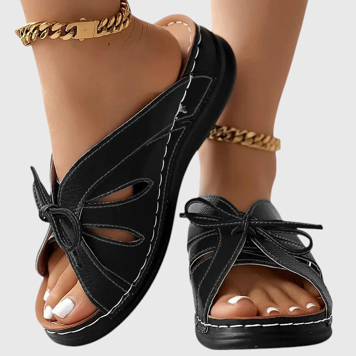 Darcy - Chique instapper sandalen met bandje